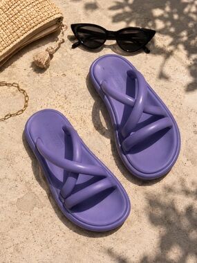 Nora Lozza Sandals Chunky 100% Leather Authentic 6 US❤️